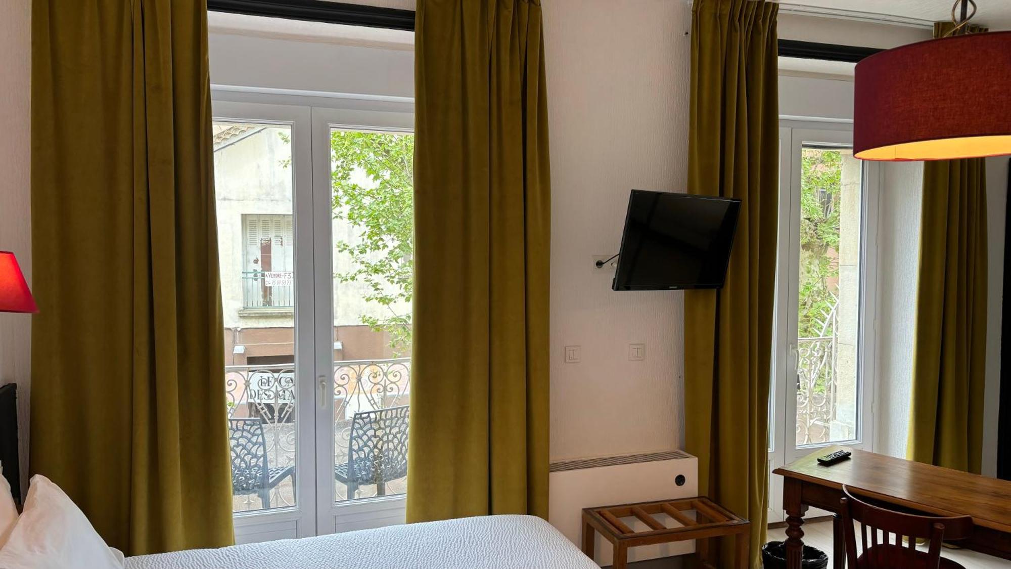 Grand De Lyon 3*