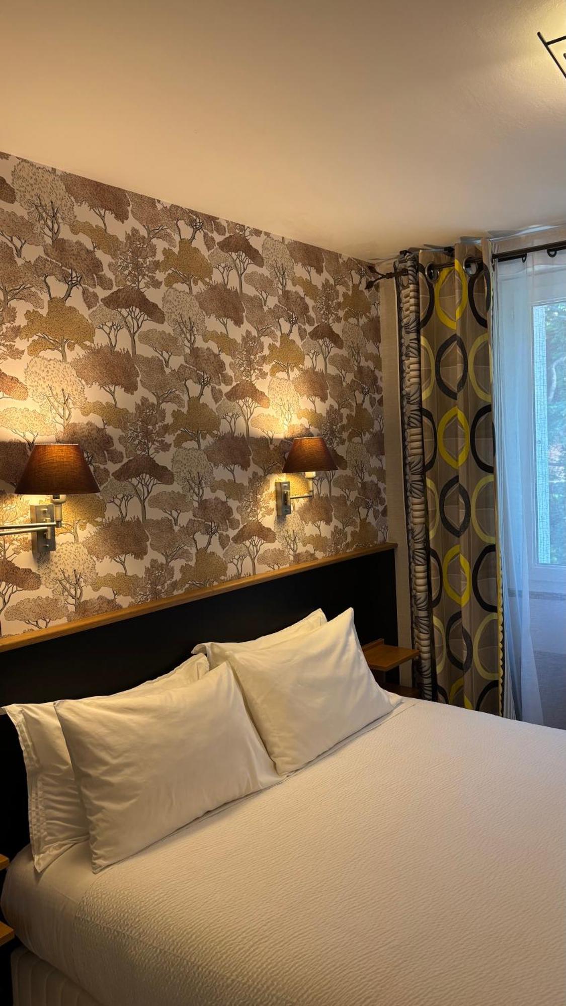 Grand De Lyon Hotel 3*