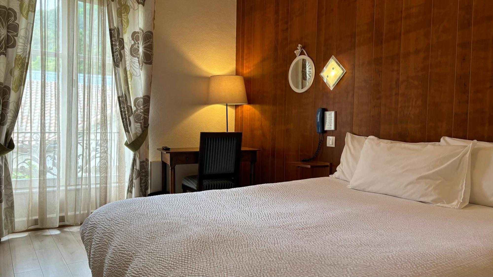 Logis Restaurant Grand De Lyon Vals-les-Bains