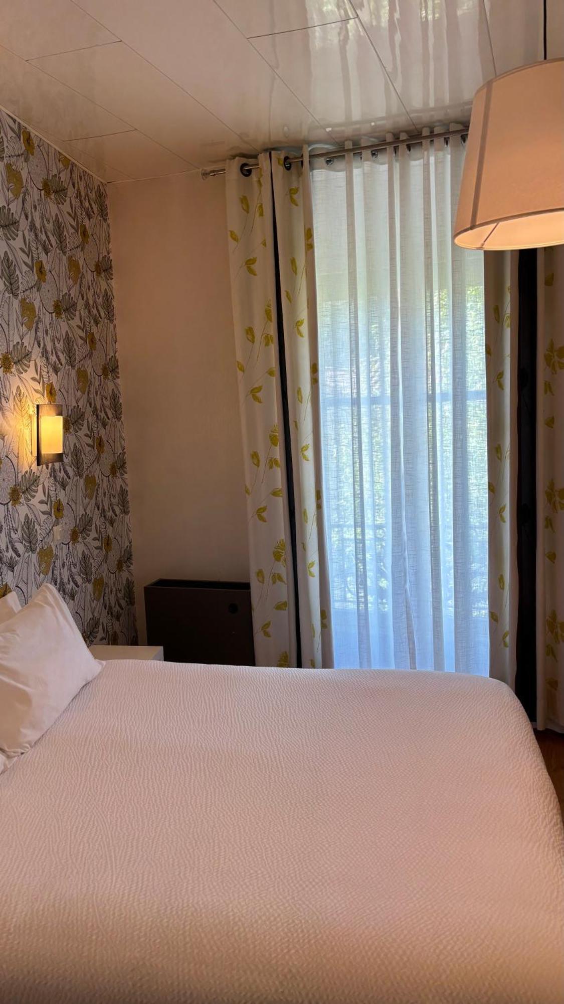 Logis Restaurant Grand De Lyon