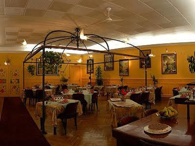 Hotel Grand De Lyon 3*